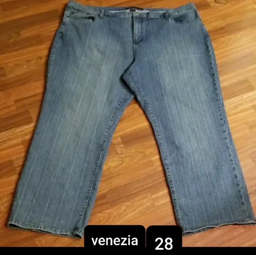 Venezia Jean's size 28